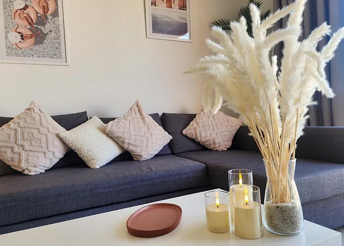 Appartement Duplex 1br King Bed And1 Sofa Bed By The Pool